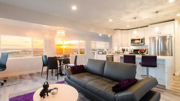 Smart TV, fireplace, offices