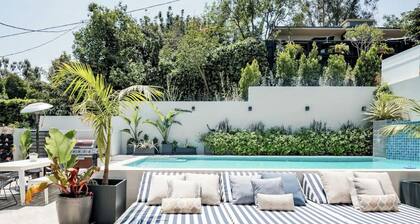 Kaunis Hollywood Hills Villa oma lämmitetty uima-allas ja terassi näköalalla