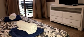 Sybaris Presidential Suites Collection (Gold Properties) 2