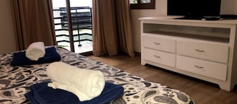 Sybaris Presidential Suites Collection (Gold Properties) 2