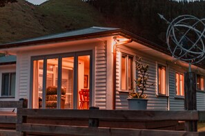 Exterior - Little Colonsay/Beach House (Picton)