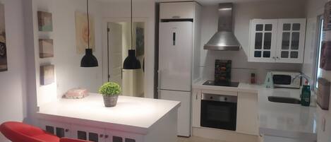 Frigorífic, microones, forn i rentaplats