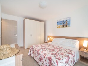 2 chambres, lit parapluie, Wi-Fi gratuit, draps fournis