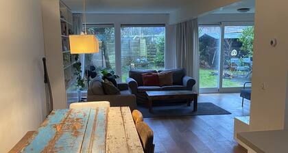 Lovely house nearby Amsterdam and Floriade