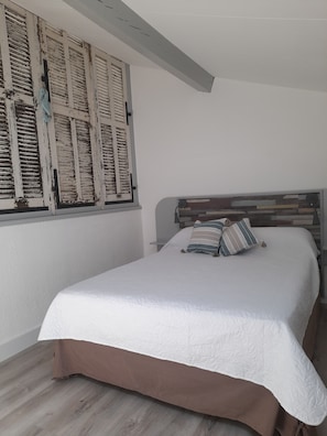 3 Schlafzimmer, Bügeleisen/Bügelbrett, kostenloses WLAN, Bettwäsche