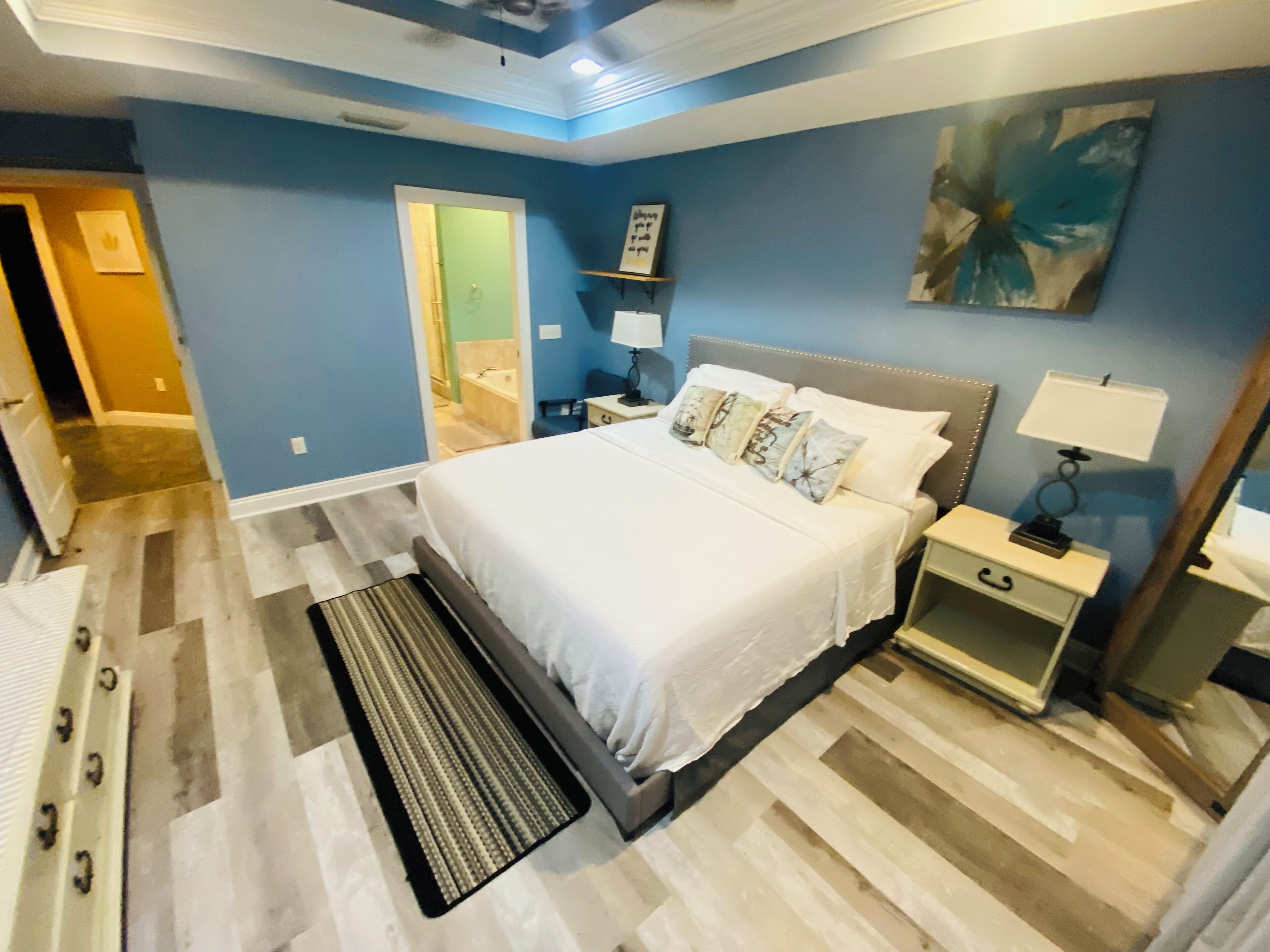 4 camere, ferro/asse da stiro, Wi-Fi gratuito, lenzuola