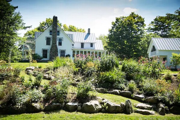 Front of property - The Notch House (Orleans)