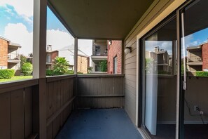 Property grounds - Texas Medical Center / NRG Nest (Houston)