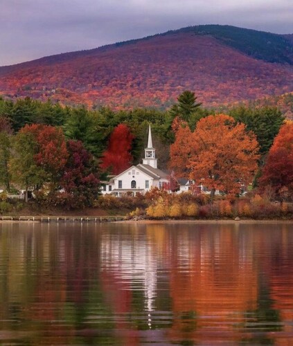 Walk to weddings venues, local shops, dining, coffee, dog ok,Bank Of NH pavilion