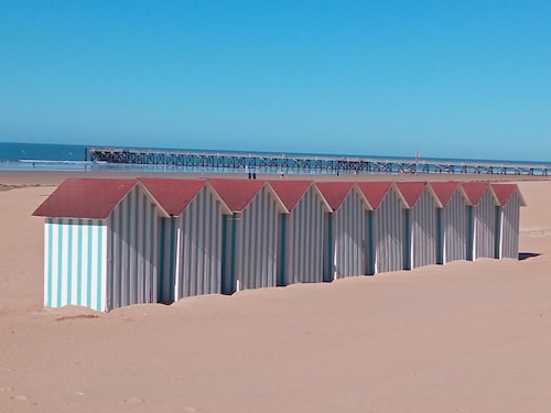 HOUSE WITH HEATED POOL CLOSE TO BEACHES AND NATIONAL FOREST