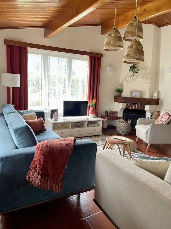 Detached House In The Center Of Vale Das Furnas - Azores