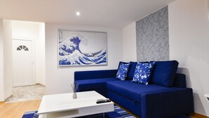 Apartment | Living room