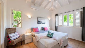 5 bedrooms, WiFi, bed sheets