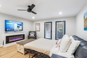 1 chambre, fer et planche à repasser, Wi-Fi gratuit, draps fournis