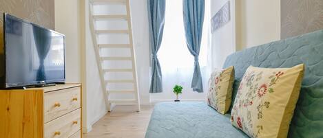 Apartment | 1 bedroom, iron/ironing board, free WiFi, bed sheets