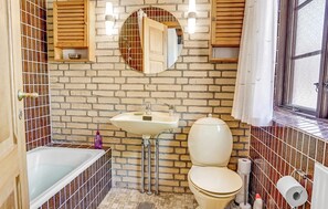 Bathtub