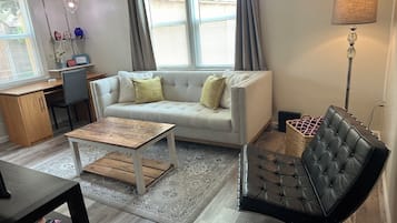 Télévision, Netflix, lecteur de DVD, services de streaming