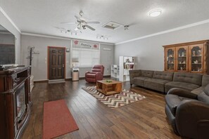 Unclassified image, 2 of 35, button - Mountain Home Gateway (Mountain Home)