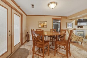 Luokittelematon kuva, 5 kautta 34, painike