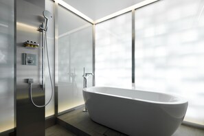 aloft, Suite, 1 King Bed, Non Smoking | Bathroom | Hair dryer, slippers, towels, soap - Aloft by Marriott Tokyo Ginza (Tokyo)