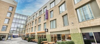 Premier Inn London Southwark - Southwark Station