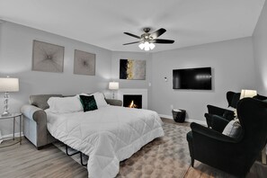 3 camere, ferro/asse da stiro, culla da viaggio, Wi-Fi gratuito