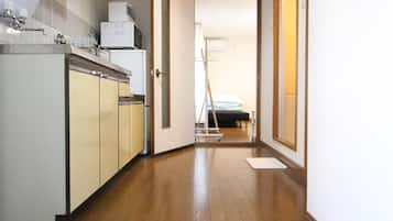 Apartment (201) | Desk, laptop workspace, iron/ironing board, free WiFi