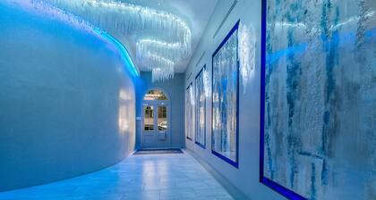 Corner Penthouse+Large Private Terrace+Sleeper Sofa