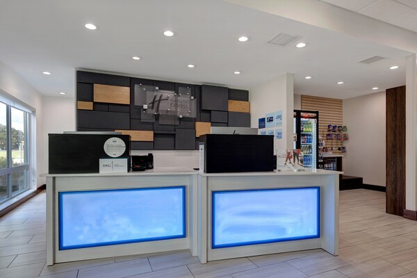 Holiday Inn Express & Suites Grand Rapids South - Wyoming By Ihg - Grand Rapids