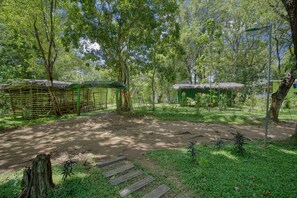 Property grounds - Yuhibuhi Forest Resort (Eravur Pattu)