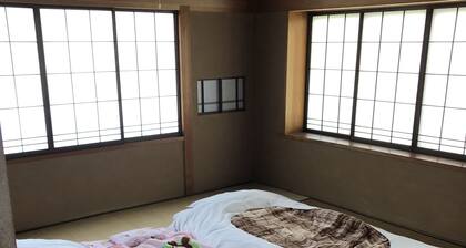 Kanazawa-Hachitabi Hashiba