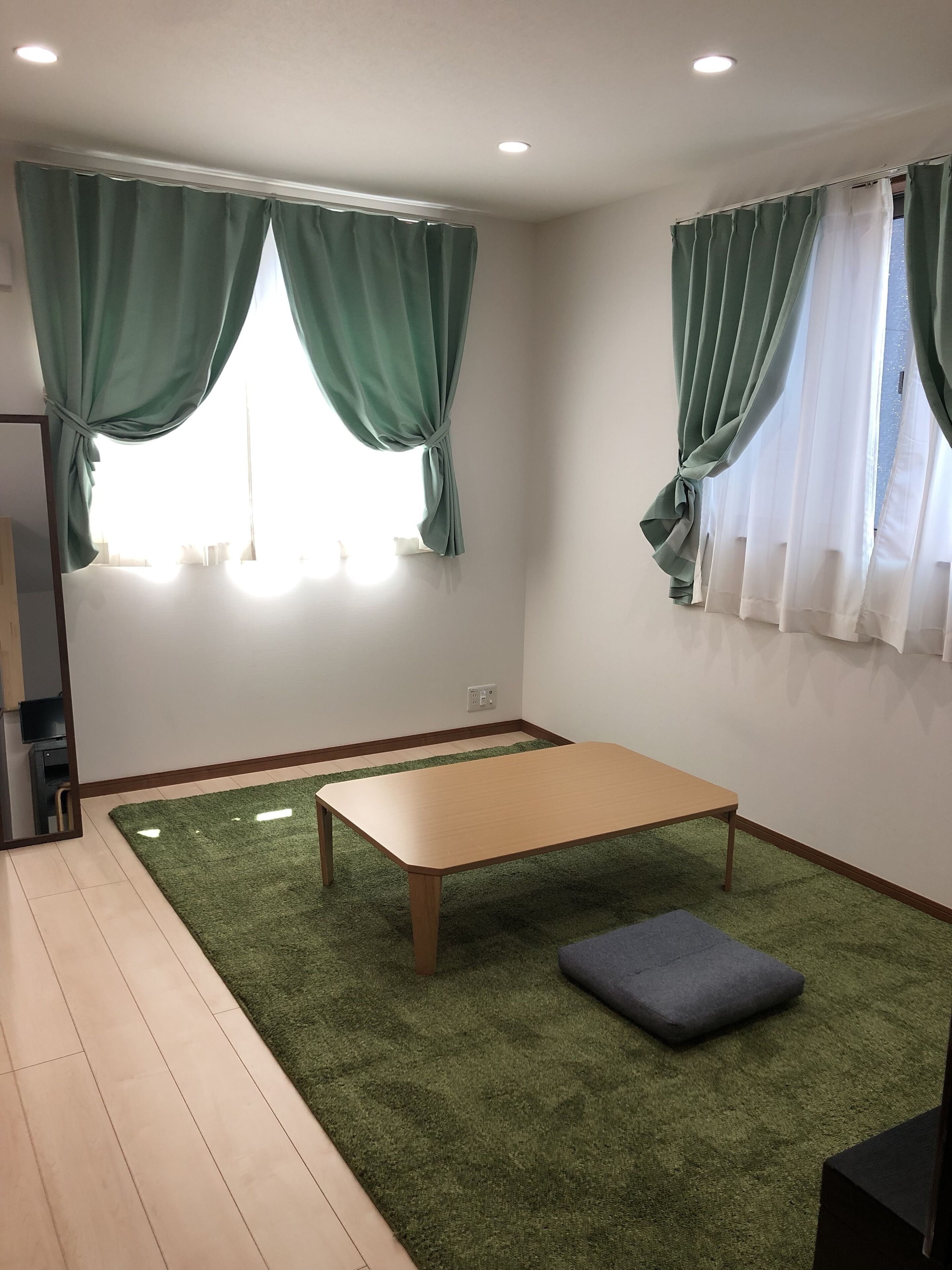 基础双人房或双床房 | 起居区