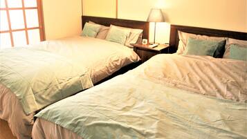Apartment, 2 Bedrooms | 2 bedrooms, free WiFi, bed sheets