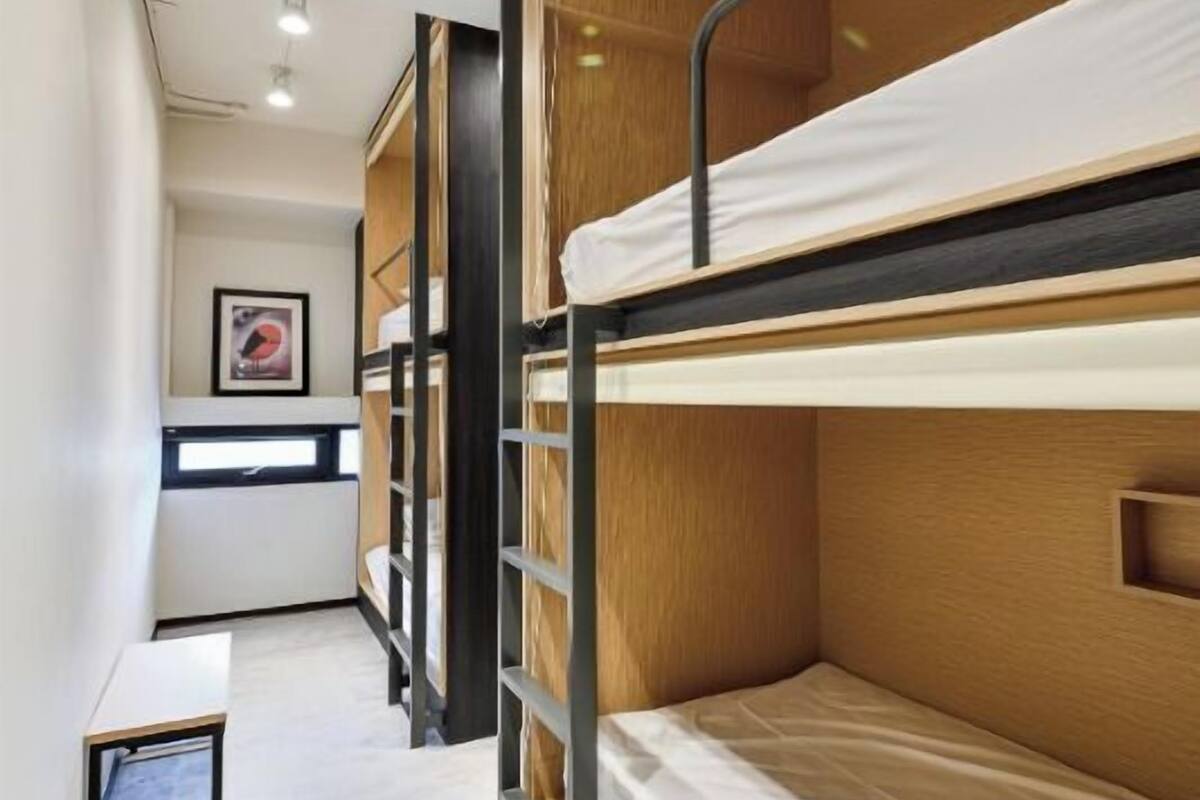 1 bedroom, blackout curtains, free WiFi, bed sheets