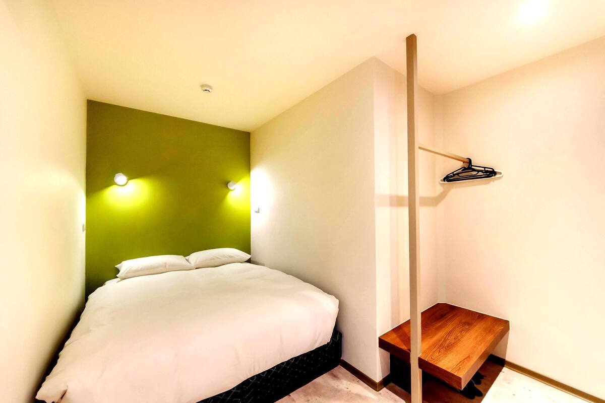 Double Room | 1 bedroom, blackout curtains, free WiFi, bed sheets