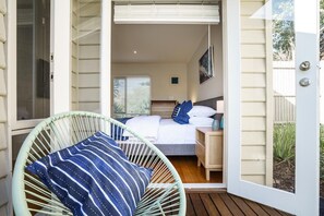 3 bedrooms, iron/ironing board, Internet, bed sheets