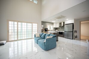 Camera (1) | 3 camere, con stile personalizzato, con arredamento individuale