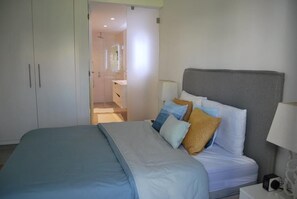 2 Schlafzimmer, Zimmersafe, Bügeleisen/Bügelbrett, Reisekinderbett