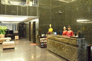 Lobby - D&C Hotel Danang (Da Nang)