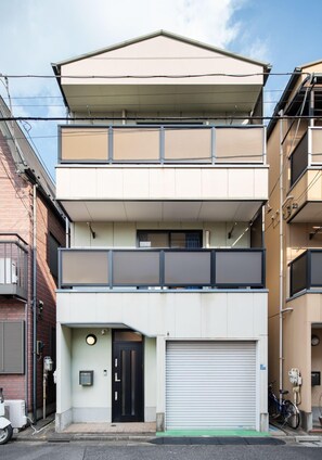 Exterior - Z&Z Inn Honjo- Azumabashi (Tokyo)