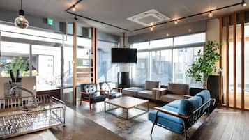 Apartment | Living area | 50-inch flat-screen TV with digital channels, TV, Netflix