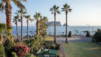 Room (13py) | View from room