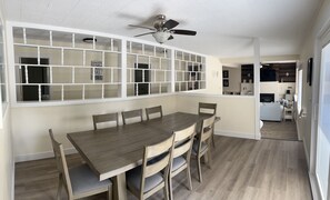 Dining - Brights Grove Lake View Cottage (Brights Grove)