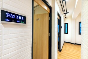 이코노미 더블룸 | 무료 WiFi, 침대 시트