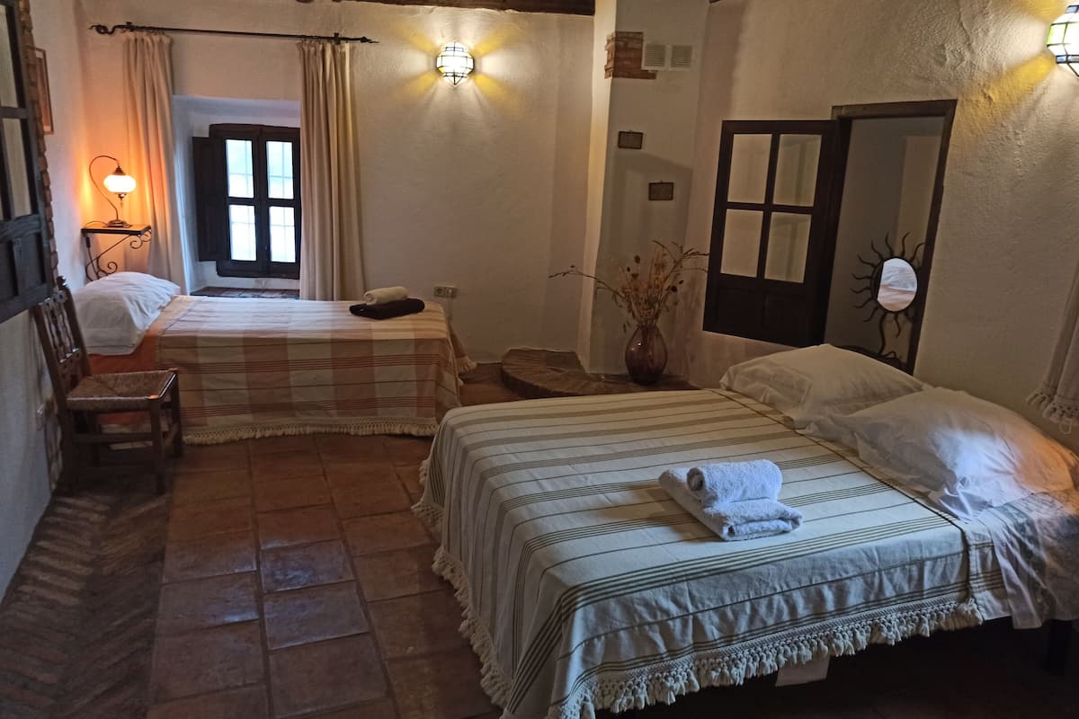 1 habitación, sábanas de algodón egipcio y ropa de cama de alta calidad