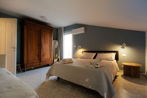 1 slaapkamer, een strijkplank/strijkijzer, gratis wifi, beddengoed