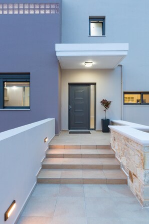 Comfort-huvila, 4 makuuhuonetta | Terassi/patio