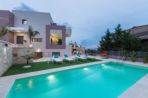 Front of property - evening/night - Peris Villa (Chania)