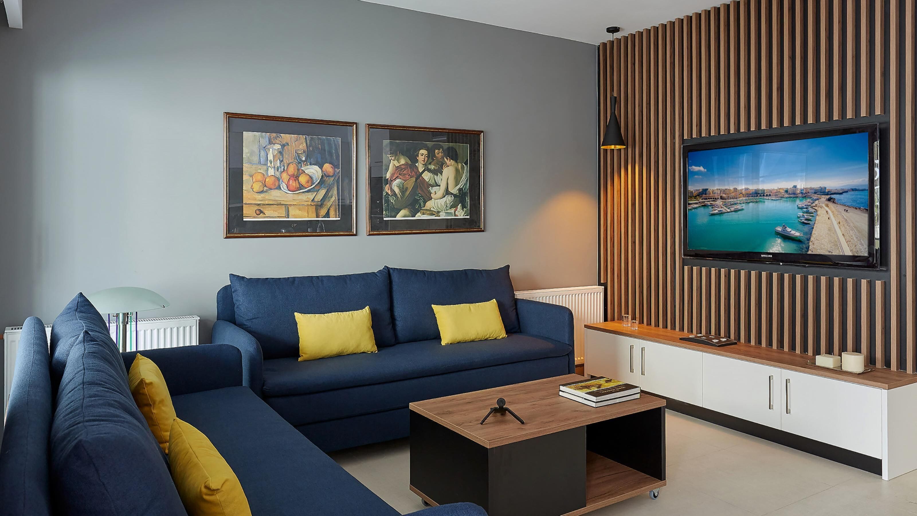 Apartment | Living area