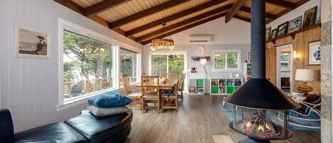 TV, fireplace, DVD player, table football